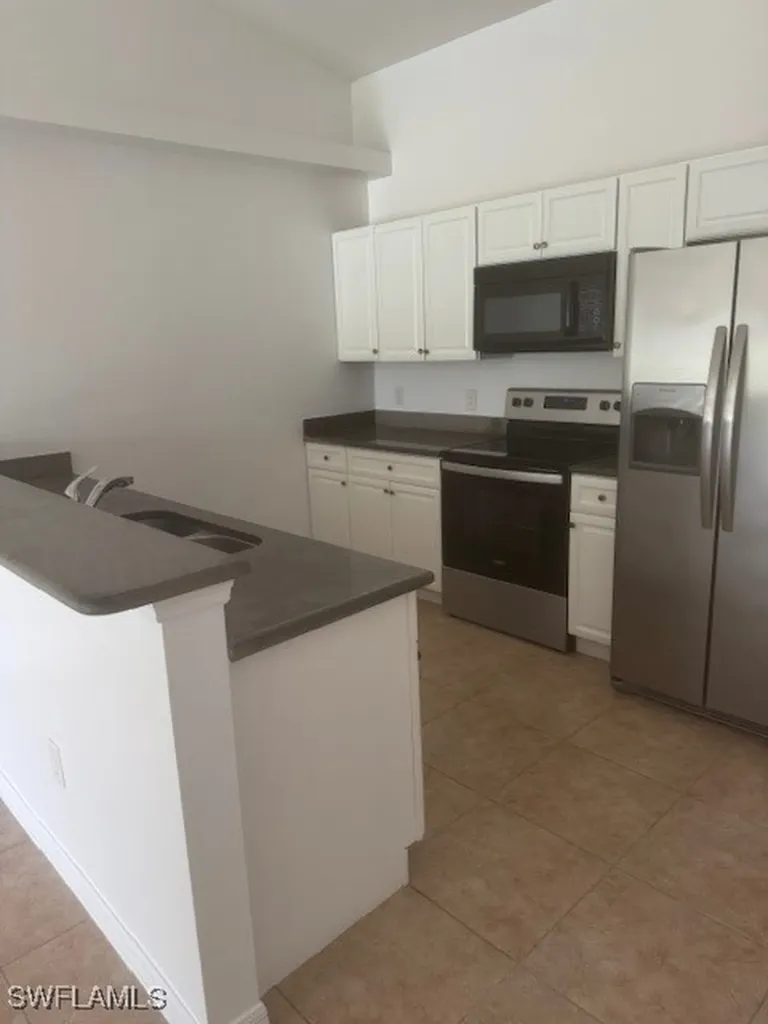 1912 SW 15th Place Cape Coral FL 33991