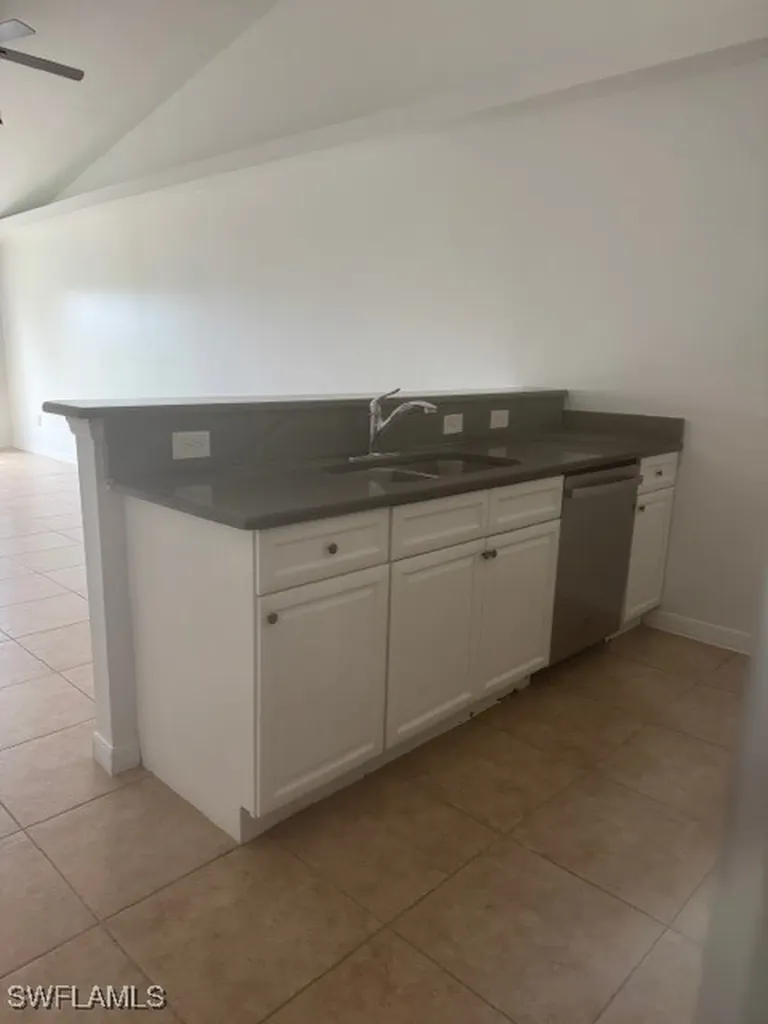 1912 SW 15th Place Cape Coral FL 33991