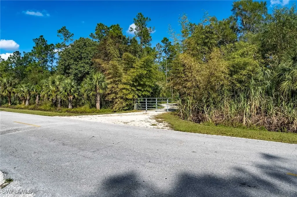 1065 Sanctuary Road Naples FL 34120