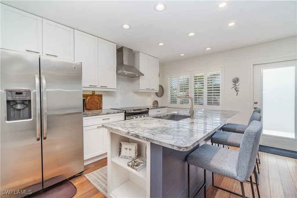 473 12th Avenue S Naples FL 34102