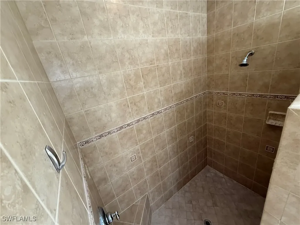 10228 Cobble Hill Road Bonita Springs FL 34135