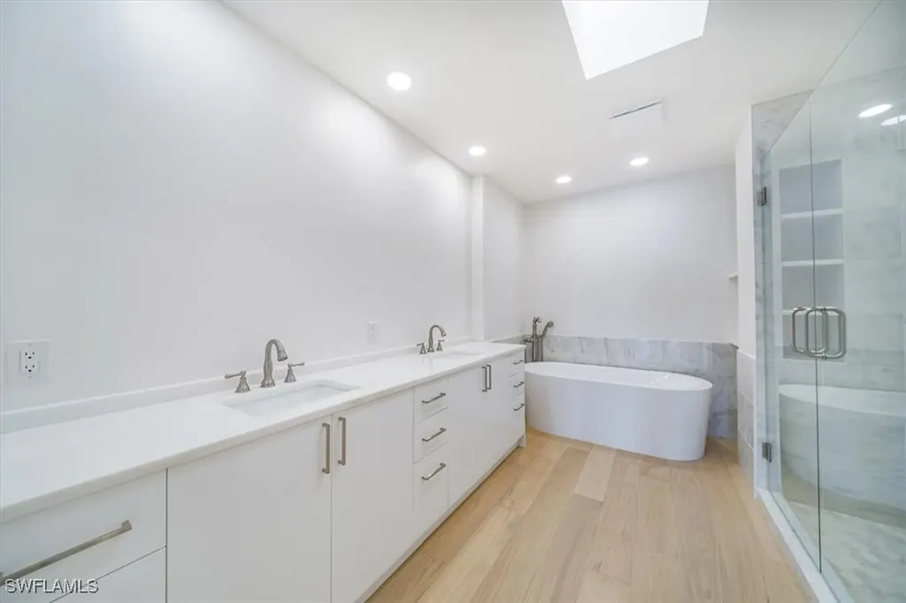 780 5th Avenue S Naples FL 34102