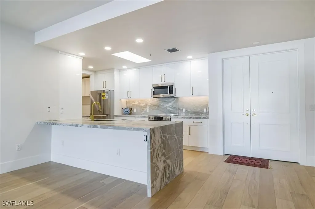 780 5th Avenue S Naples FL 34102