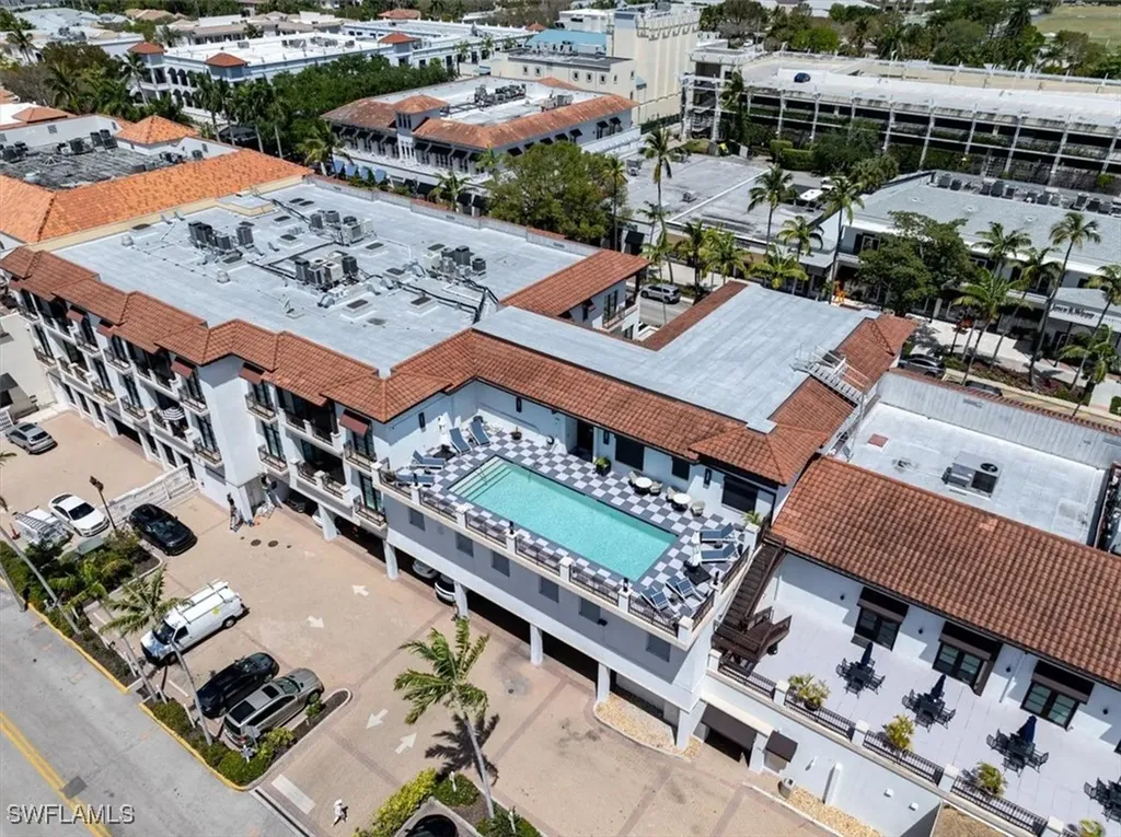 780 5th Avenue S Naples FL 34102