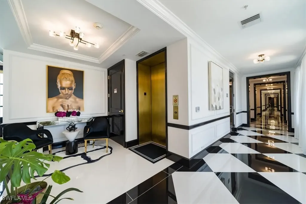 780 5th Avenue S Naples FL 34102
