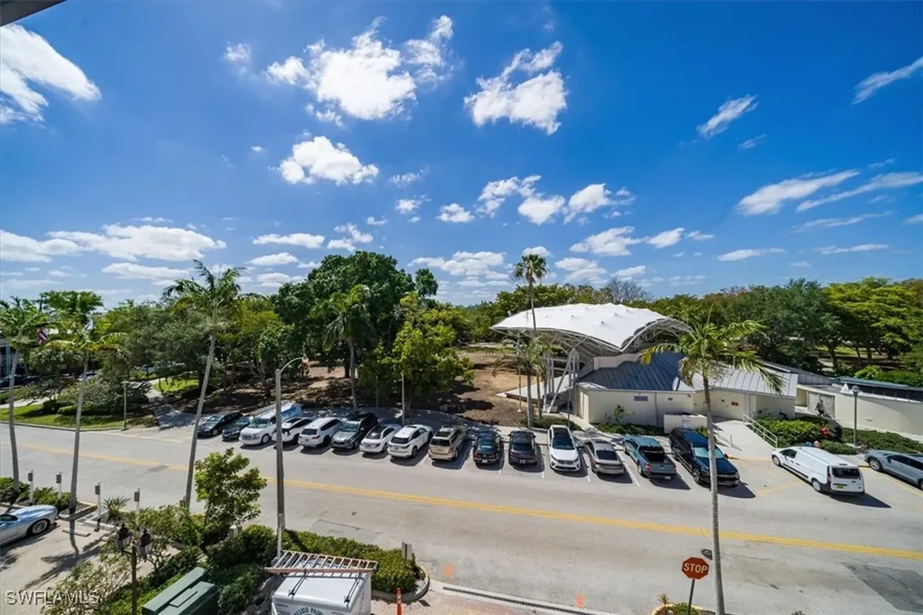 780 5th Avenue S Naples FL 34102