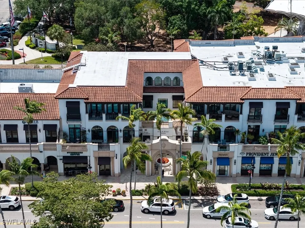 780 5th Avenue S Naples FL 34102