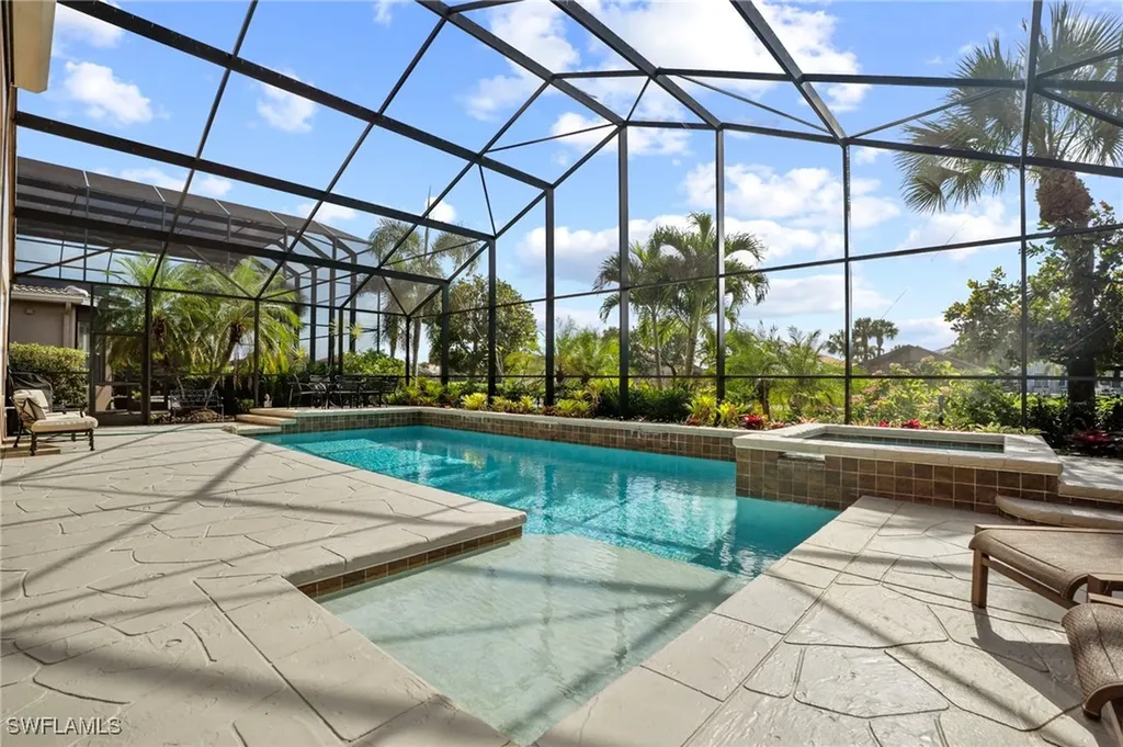 1472 Palma Blanca Court Naples FL 34119
