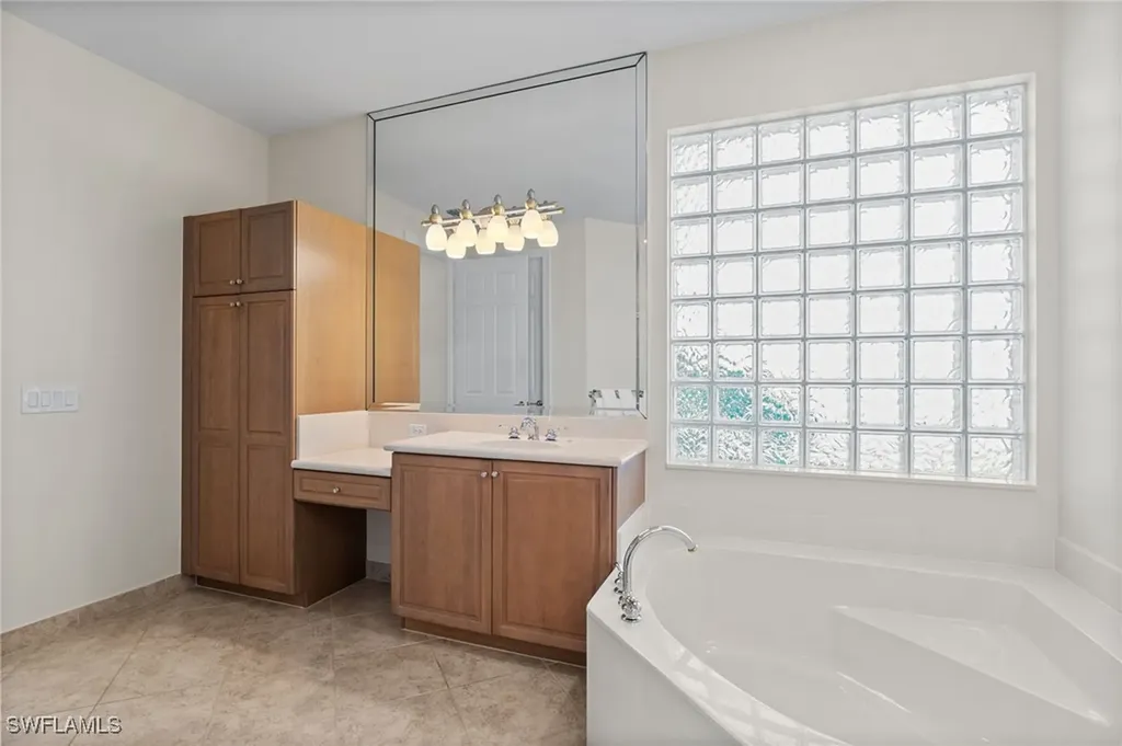 1472 Palma Blanca Court Naples FL 34119