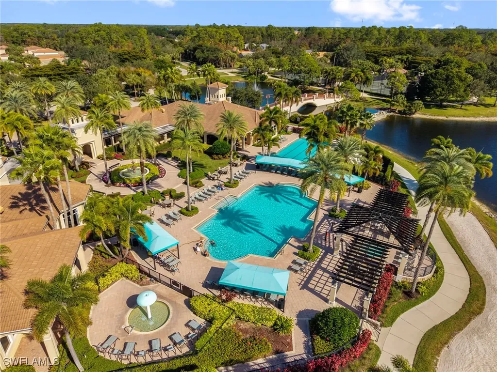 1472 Palma Blanca Court Naples FL 34119