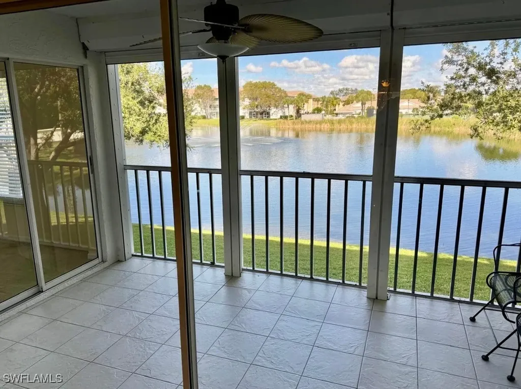 9580 Victoria Lane Naples FL 34109