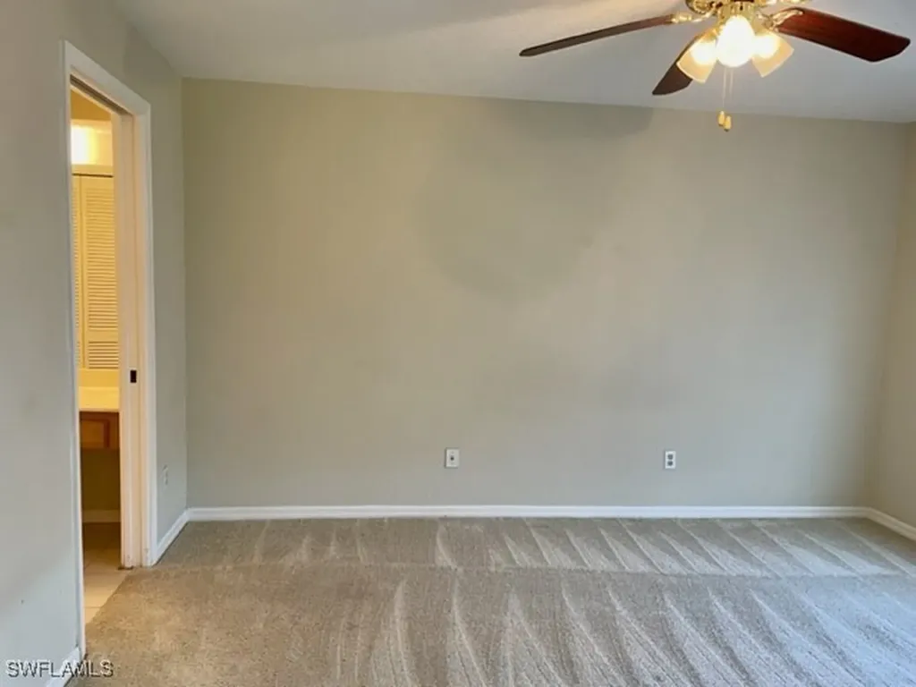 9580 Victoria Lane Naples FL 34109