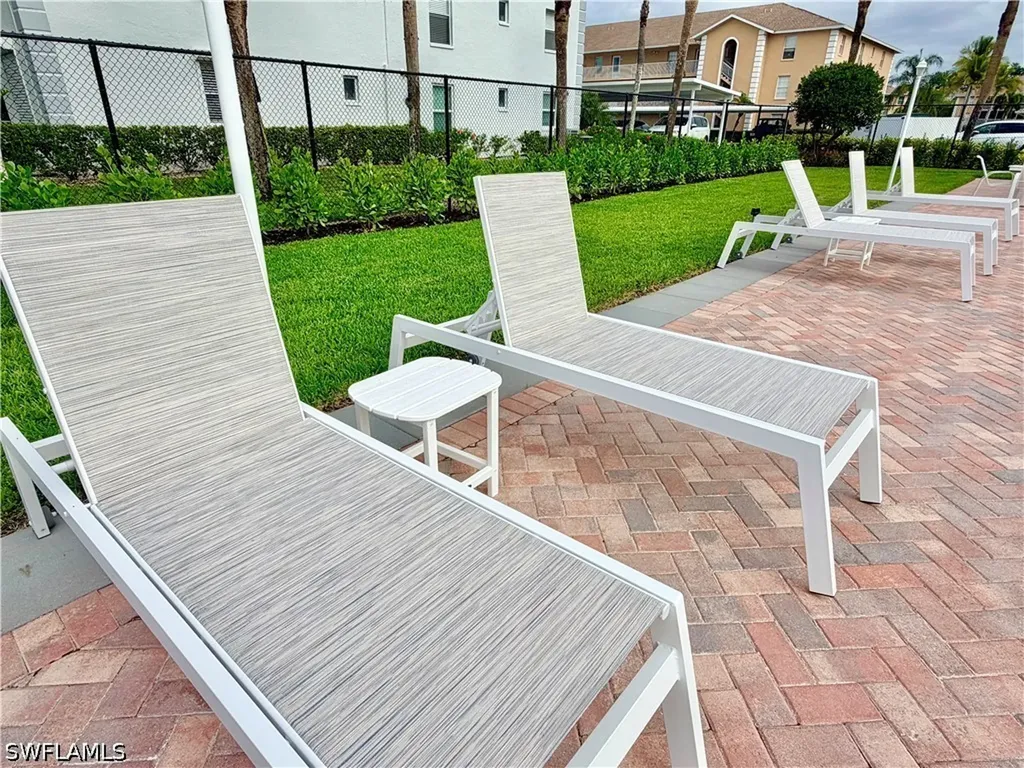9580 Victoria Lane Naples FL 34109