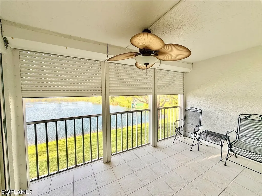 9580 Victoria Lane Naples FL 34109