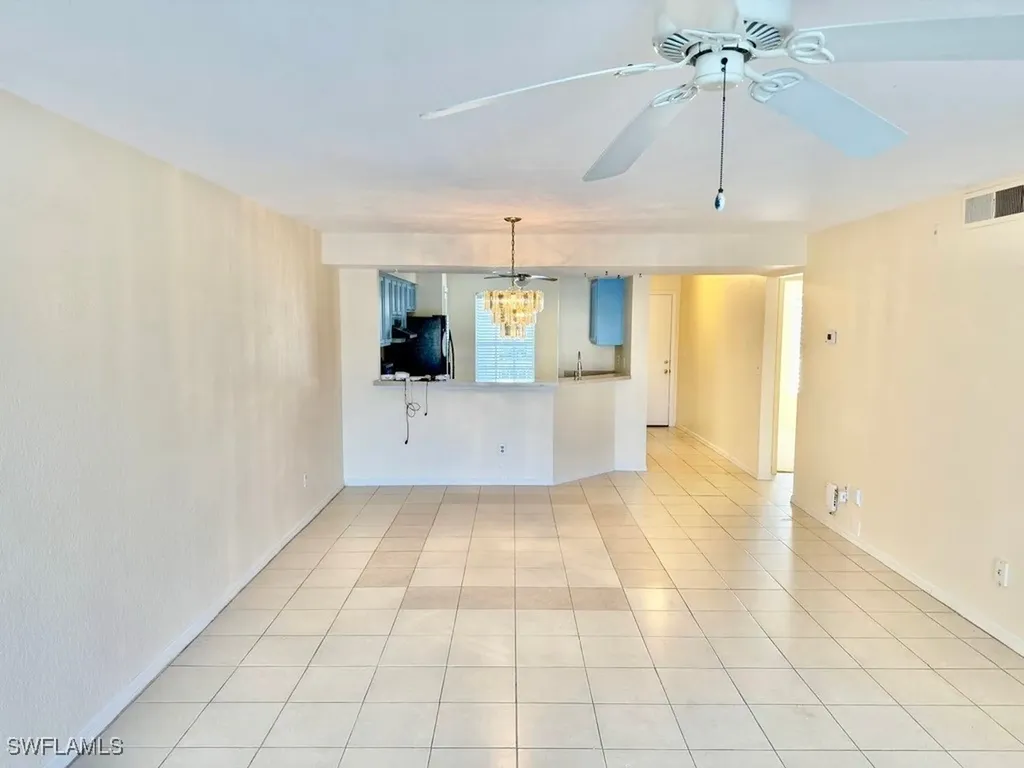 9580 Victoria Lane Naples FL 34109