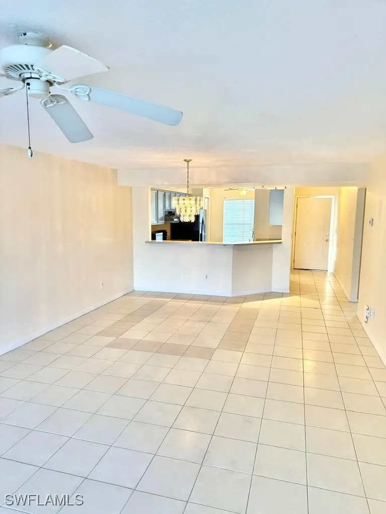 9580 Victoria Lane Naples FL 34109