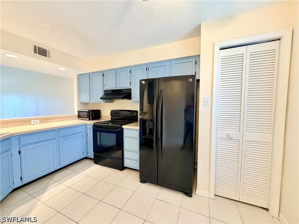 9580 Victoria Lane Naples FL 34109