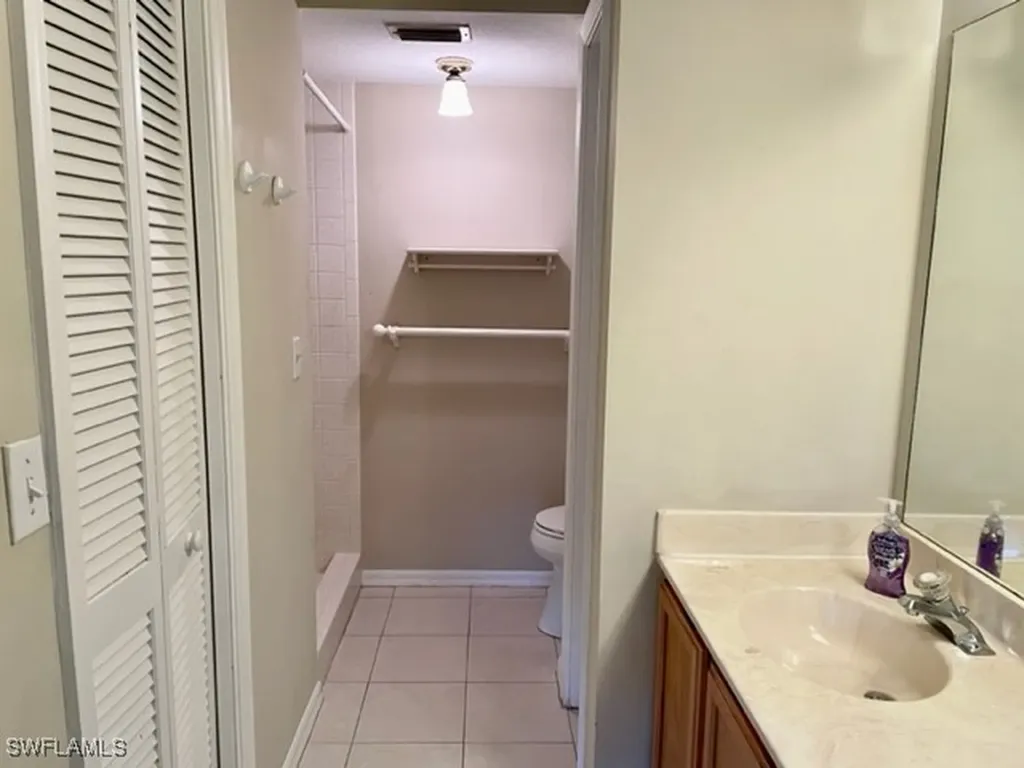 9580 Victoria Lane Naples FL 34109