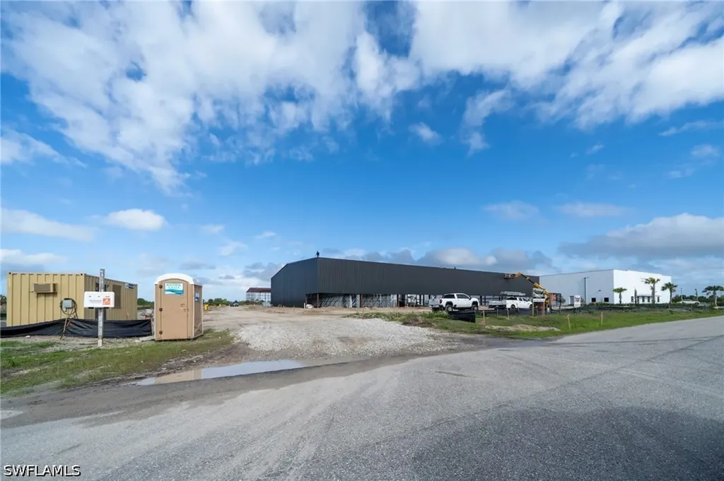 8411-8419 Duffie Drive Punta Gorda FL 33982