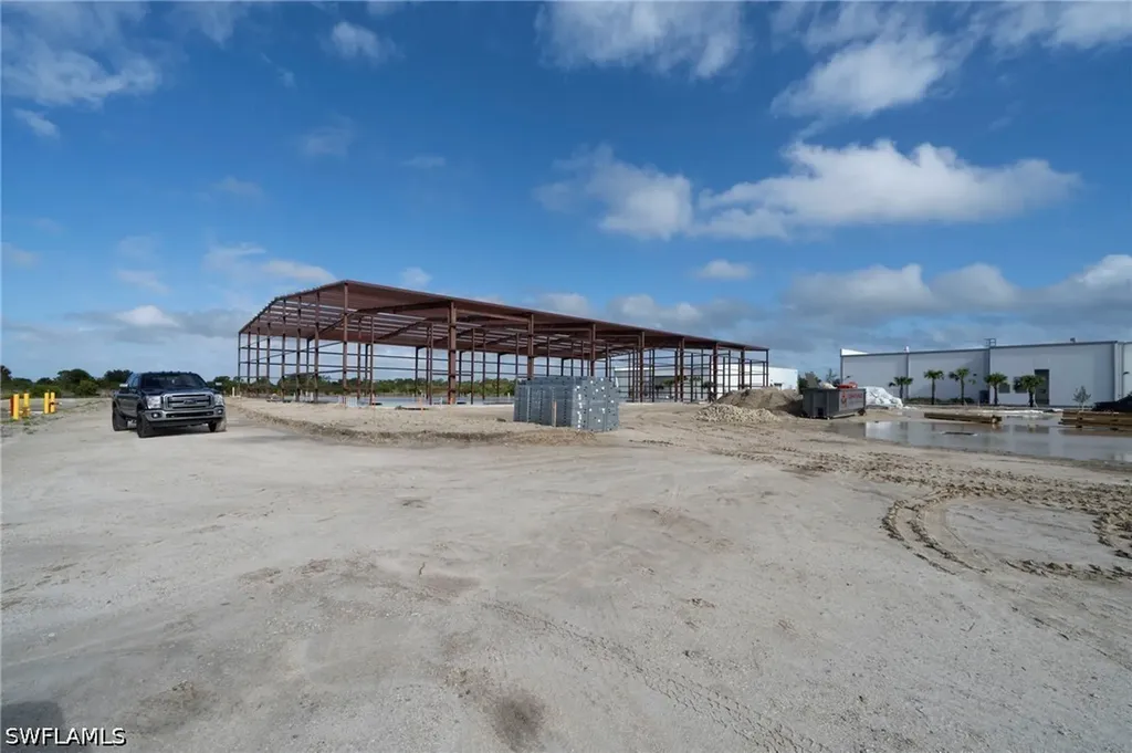8411-8419 Duffie Drive Punta Gorda FL 33982