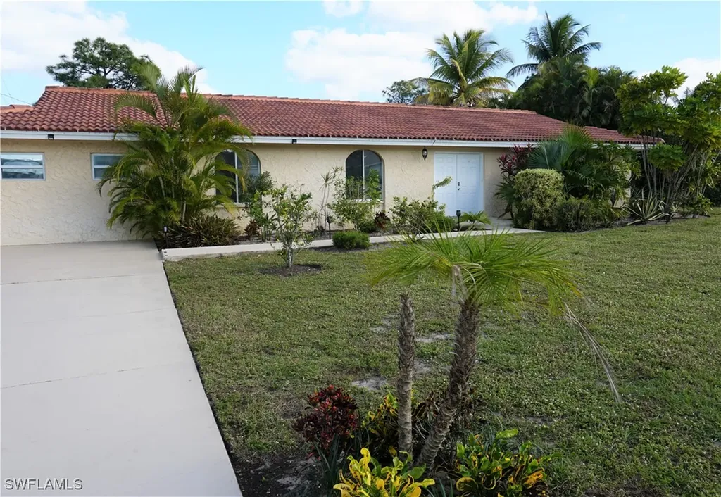 27594 Imperial River Road Bonita Springs FL 34134