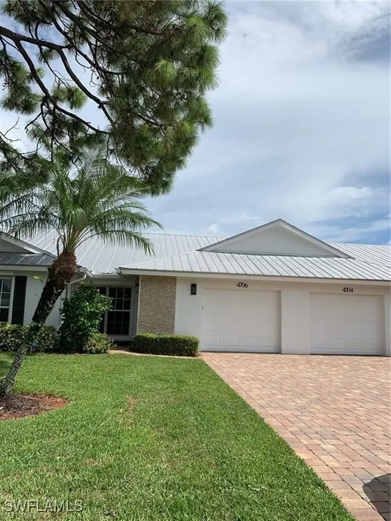 4706 West Boulevard Naples FL 34103