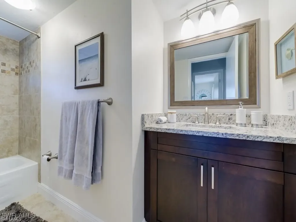 4706 West Boulevard Naples FL 34103