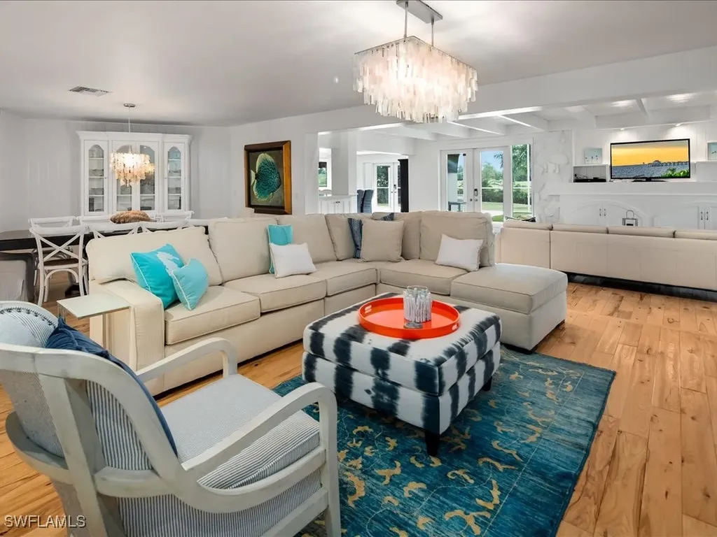436 Golfview Drive Naples FL 34110