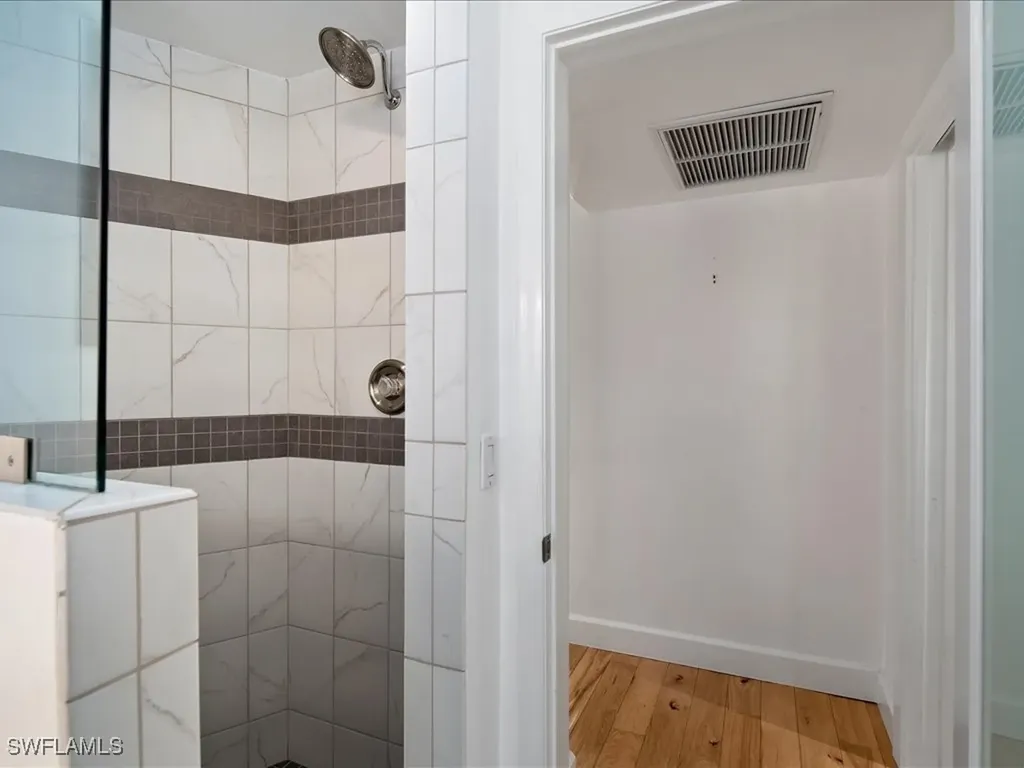 436 Golfview Drive Naples FL 34110