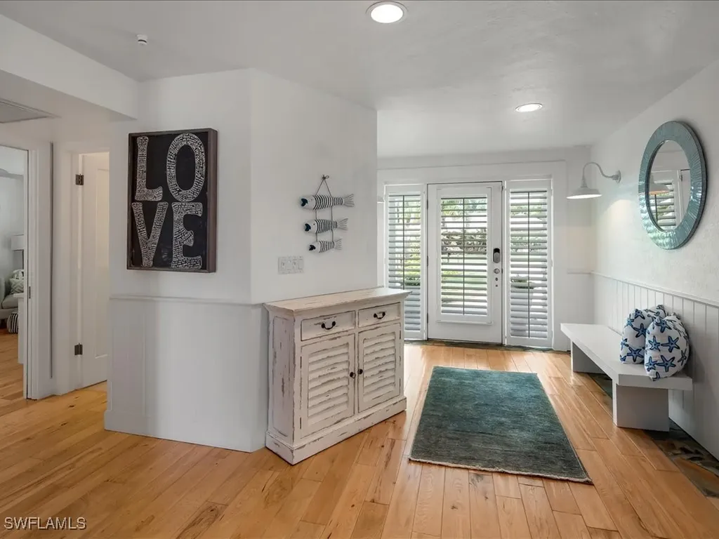 436 Golfview Drive Naples FL 34110