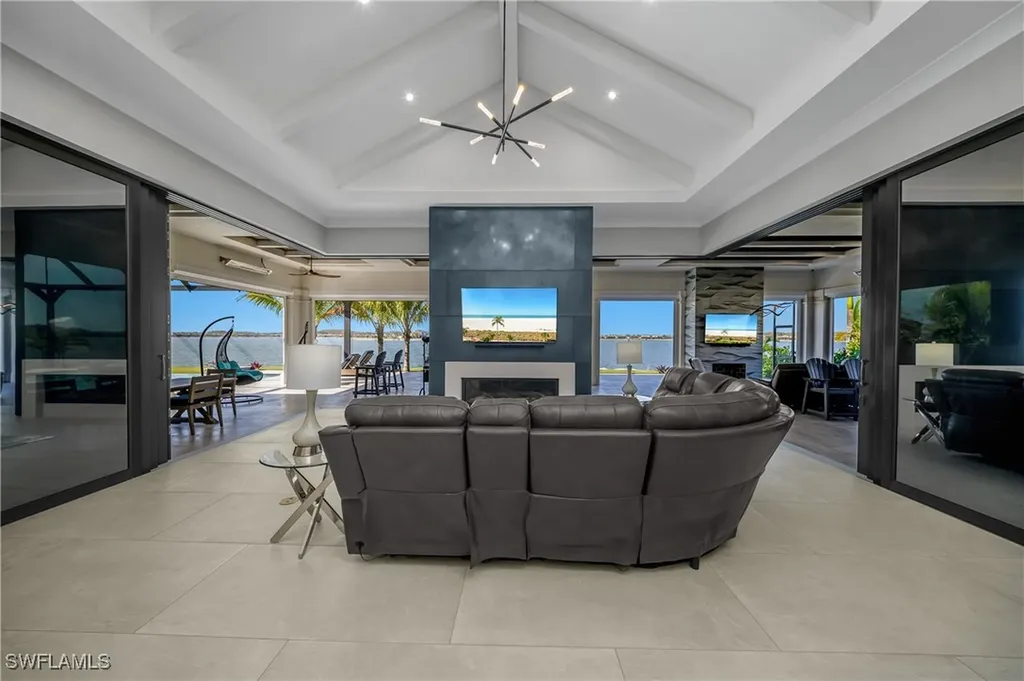 18410 Blue Eye Loop Fort Myers FL 33913