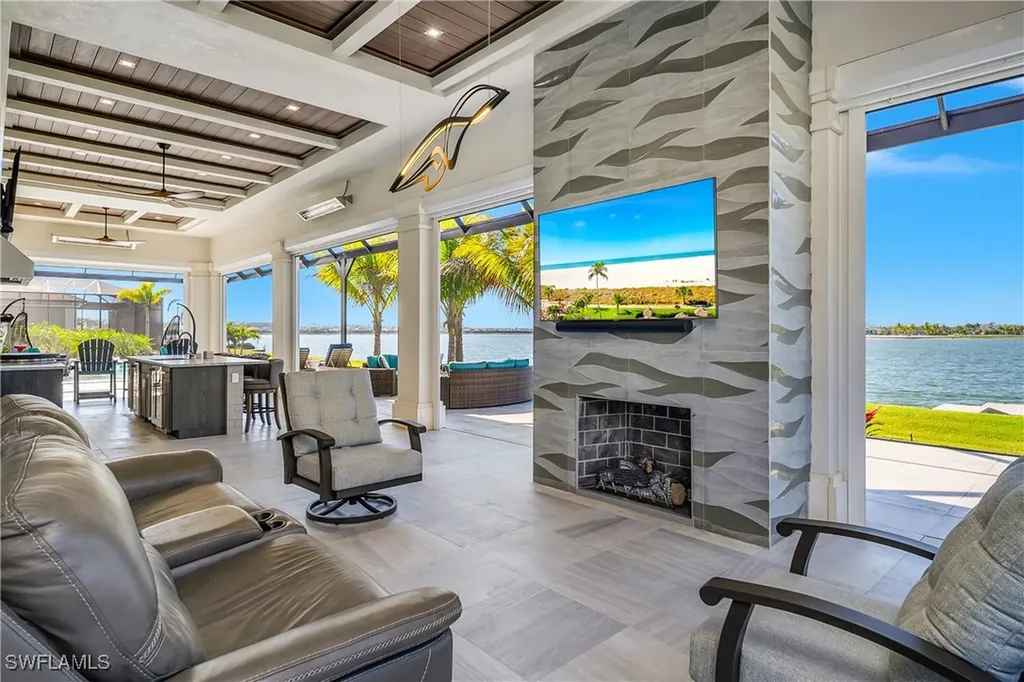 18410 Blue Eye Loop Fort Myers FL 33913