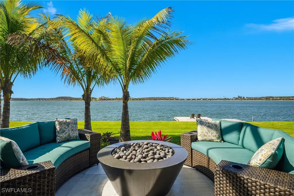 18410 Blue Eye Loop Fort Myers FL 33913