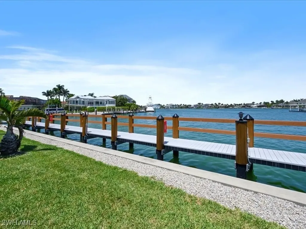 897 Collier Court Marco Island FL 34145