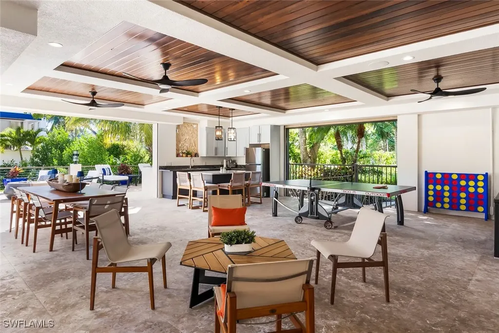 1441 Gulf Shore Boulevard S Naples FL 34102