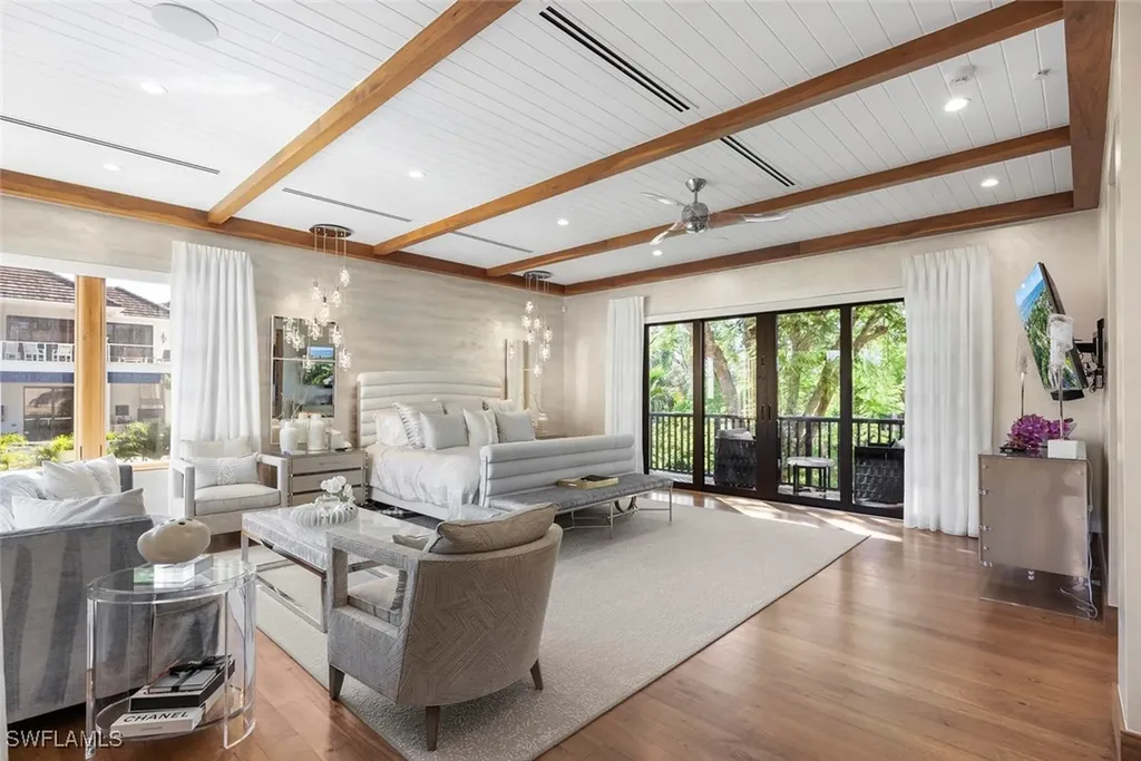 1441 Gulf Shore Boulevard S Naples FL 34102