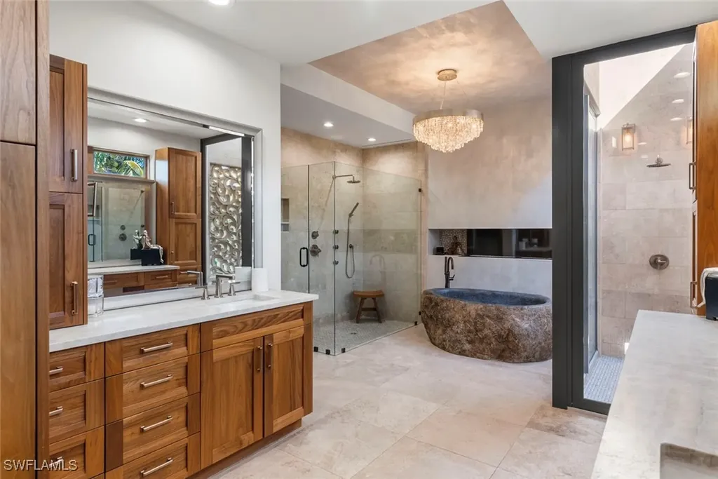 1441 Gulf Shore Boulevard S Naples FL 34102
