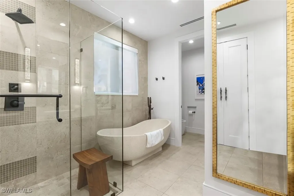 1441 Gulf Shore Boulevard S Naples FL 34102