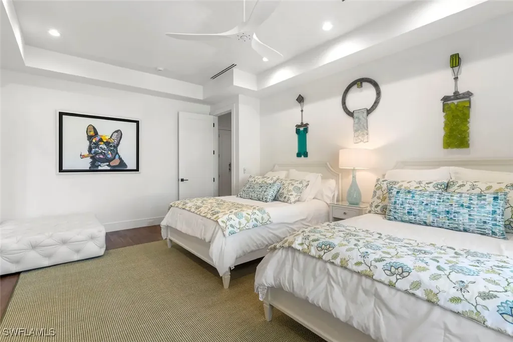 1441 Gulf Shore Boulevard S Naples FL 34102