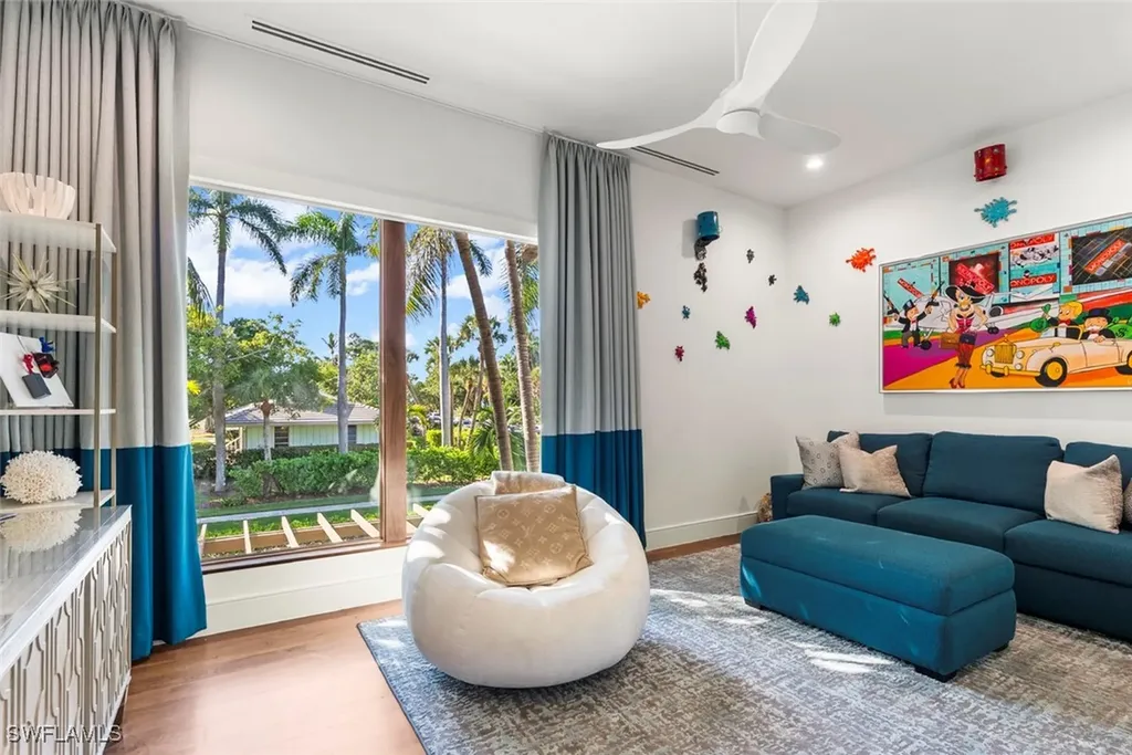 1441 Gulf Shore Boulevard S Naples FL 34102