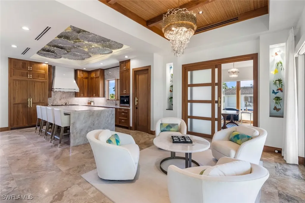 1441 Gulf Shore Boulevard S Naples FL 34102