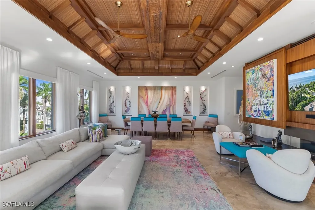 1441 Gulf Shore Boulevard S Naples FL 34102