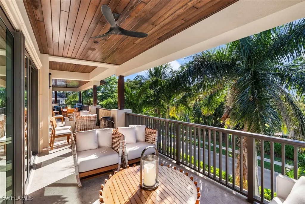 1441 Gulf Shore Boulevard S Naples FL 34102