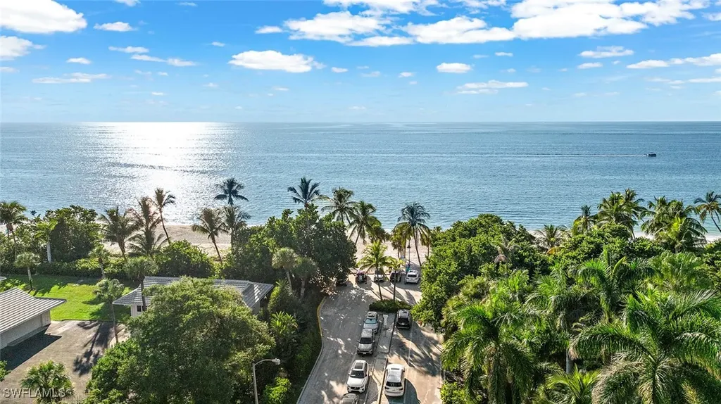 1441 Gulf Shore Boulevard S Naples FL 34102