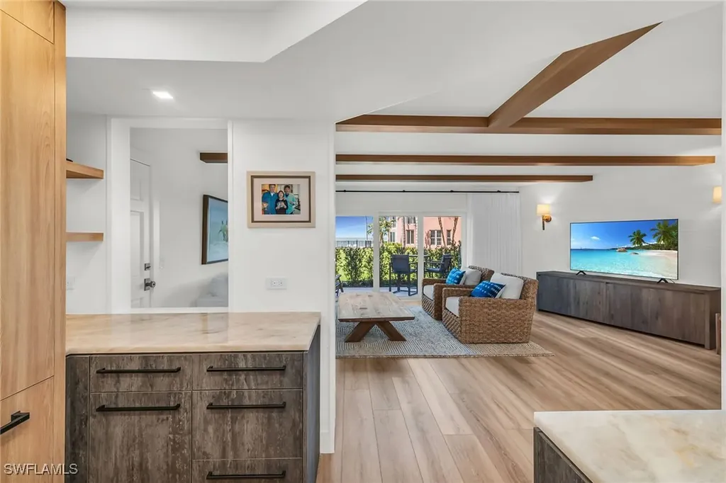 2401 Gulf Shore Boulevard N Naples FL 34103