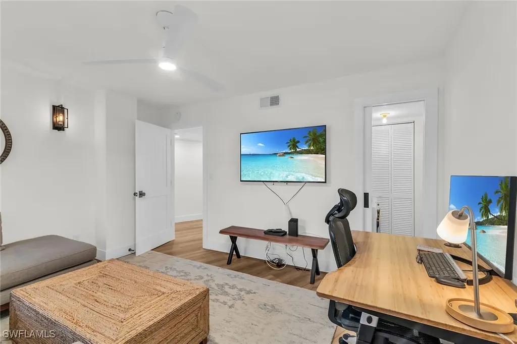 2401 Gulf Shore Boulevard N Naples FL 34103