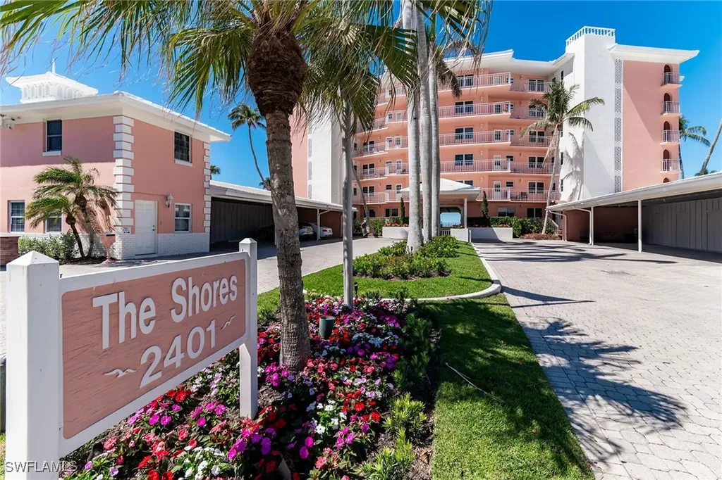 2401 Gulf Shore Boulevard N Naples FL 34103