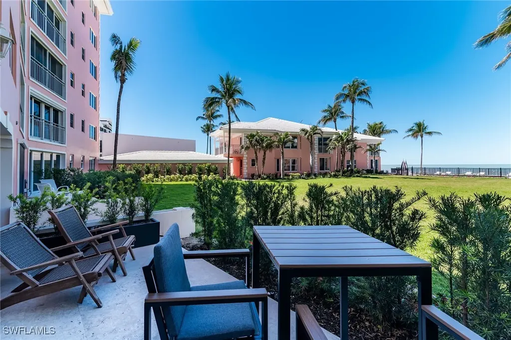 2401 Gulf Shore Boulevard N Naples FL 34103