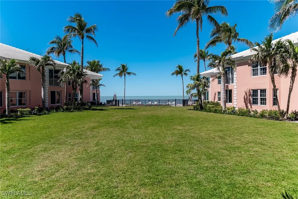2401 Gulf Shore Boulevard N Naples FL 34103