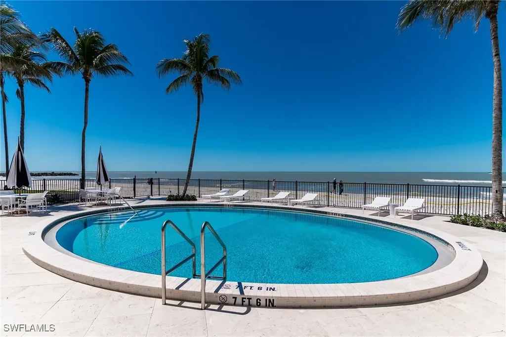 2401 Gulf Shore Boulevard N Naples FL 34103
